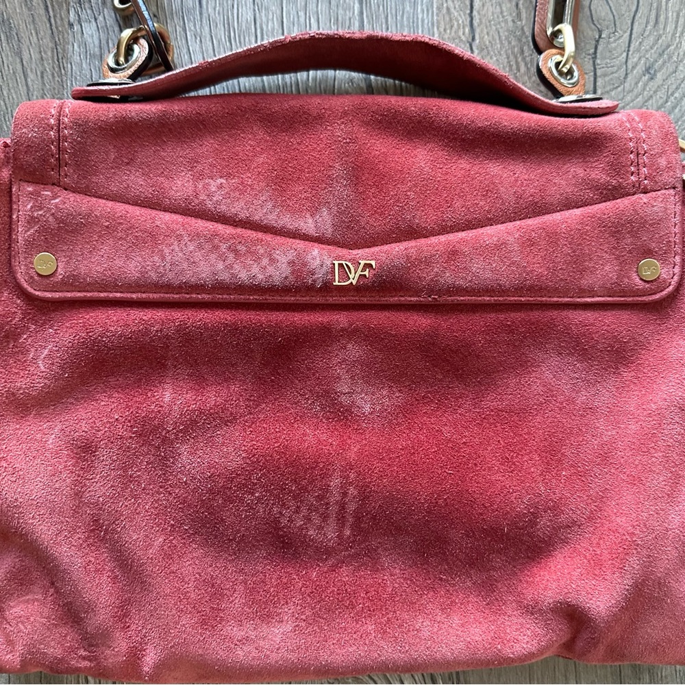 D&V Diane Von Furstenburg Chain Crossbody Bag - Picture 12 of 13